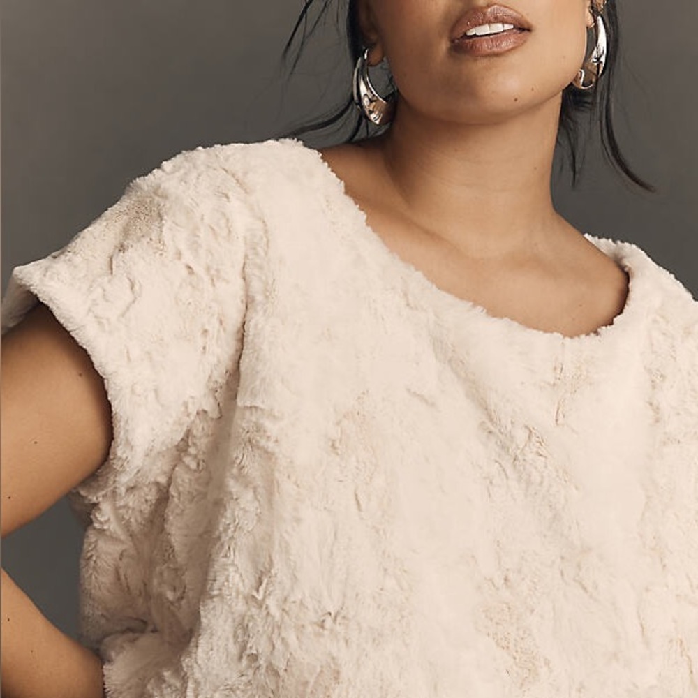 Maeve Faux Fur Top in Cream size Small Statement Luxe Anthropologie